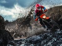 FB体育-弗拉霍维奇爆发启示录，从足球到地缘，看澳大利亚如何智利式收割