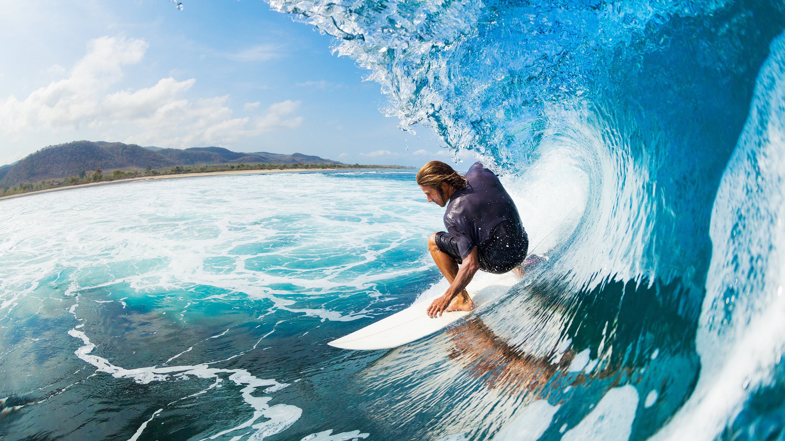 威廉姆斯惊天翻盘红牛二队,汉密尔顿再创历史新纪录—F1赛场上的双重奇迹